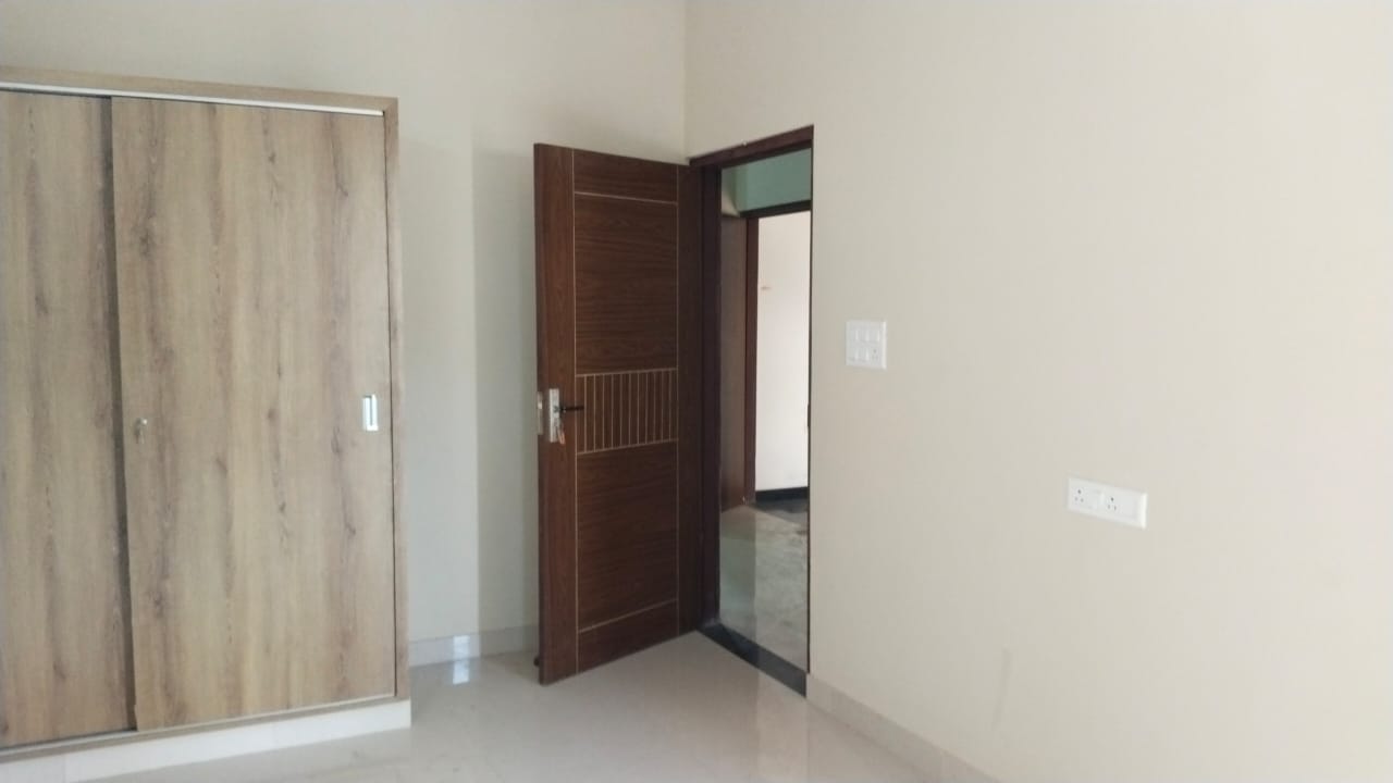Spacious 4BHK Flat 2 Floor for Rent in Mansarovar, Jaipur-Mansarover-Jaipur